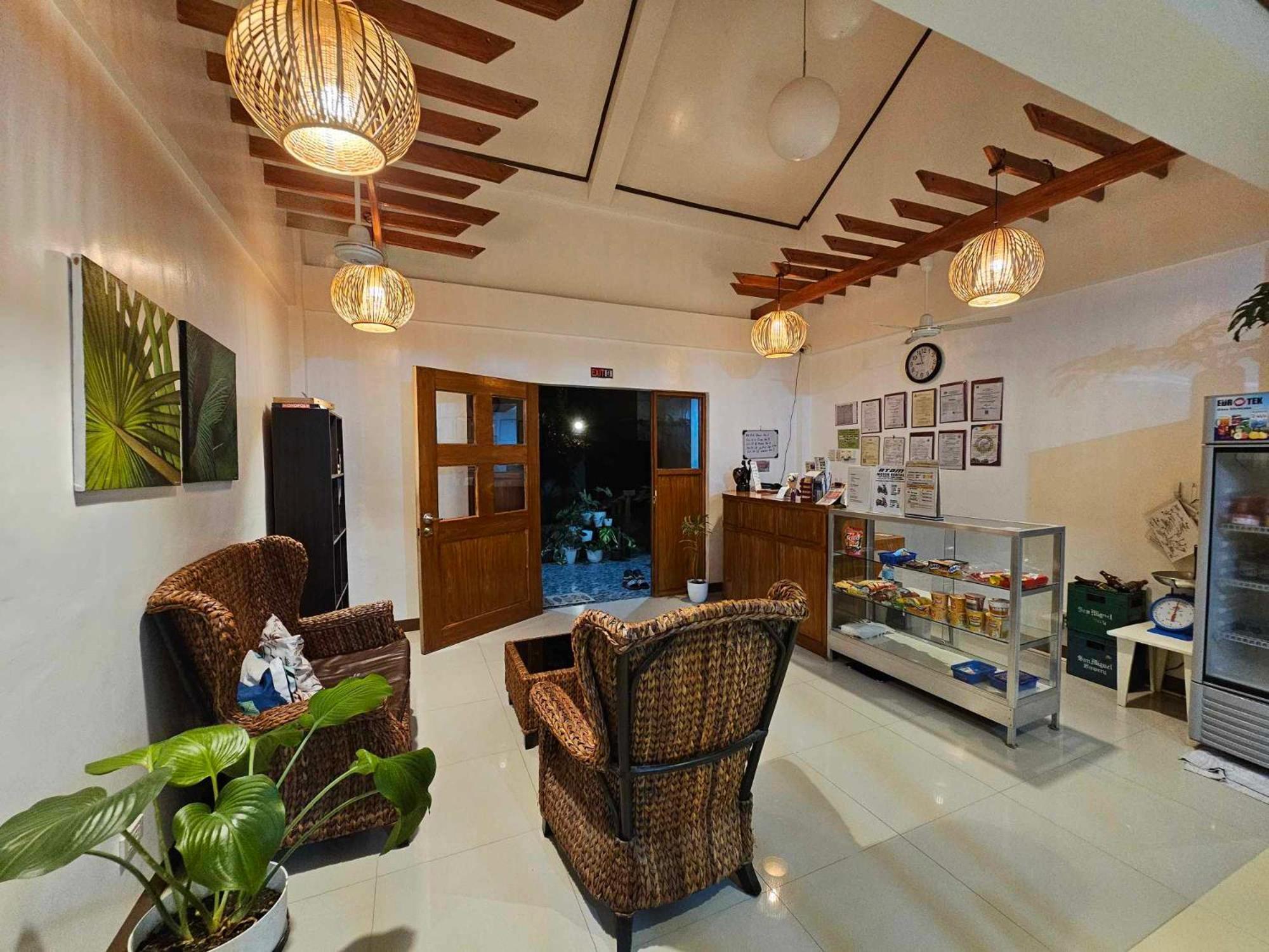 Bella Vita Guest House Корон Экстерьер фото