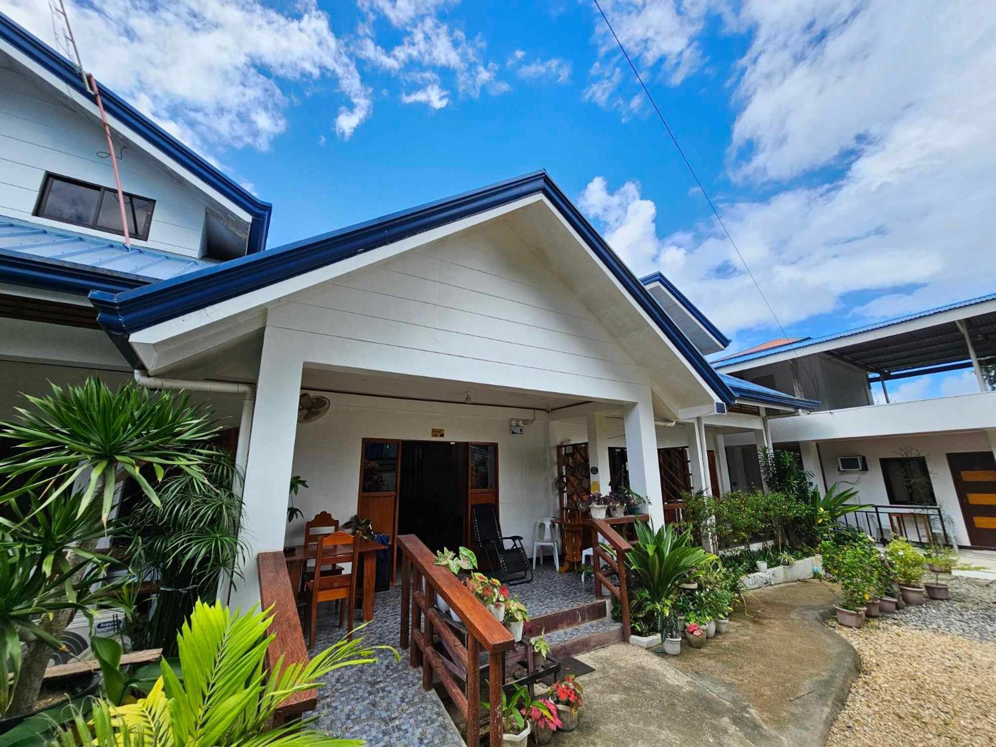 Bella Vita Guest House Корон Экстерьер фото